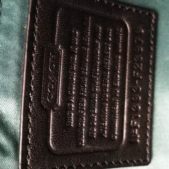 Coach Carrie Park Signature Patent Leather Tote F23979 - Picture 10 of 13